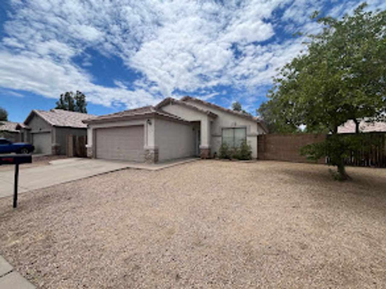 Charming 3-Bedroom Home in Horizons on Camelback with Park Views