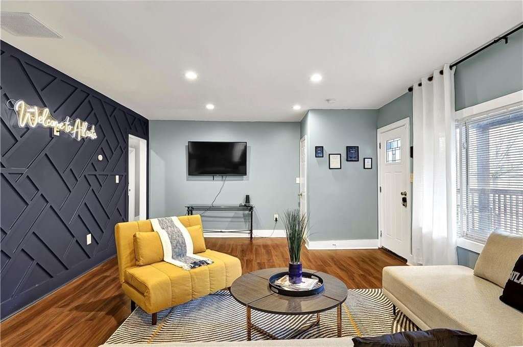 112 Linkwood Road NW