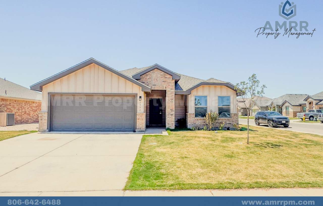 3 bedroom Home in Greenwood ISD!