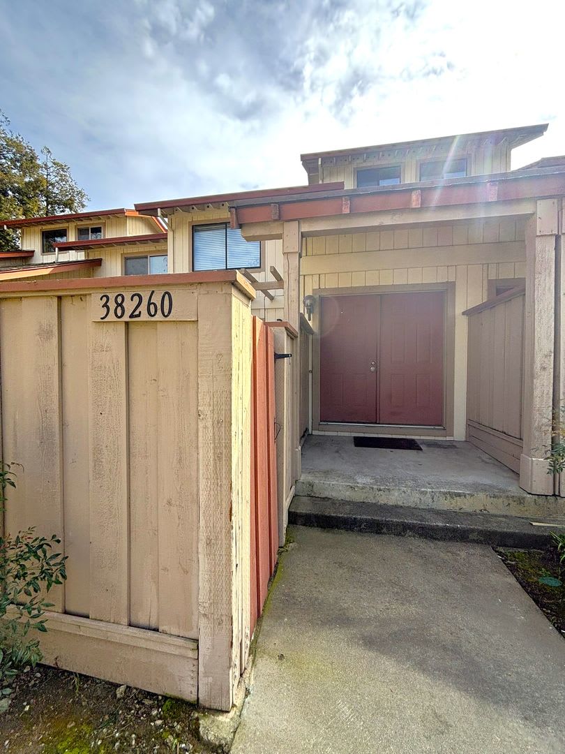 Beautiful Spacious Condo