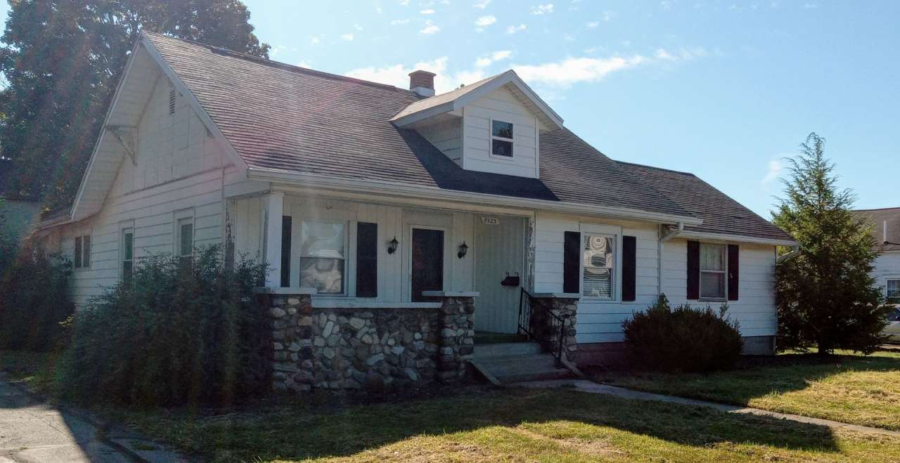 Beauty Near the College