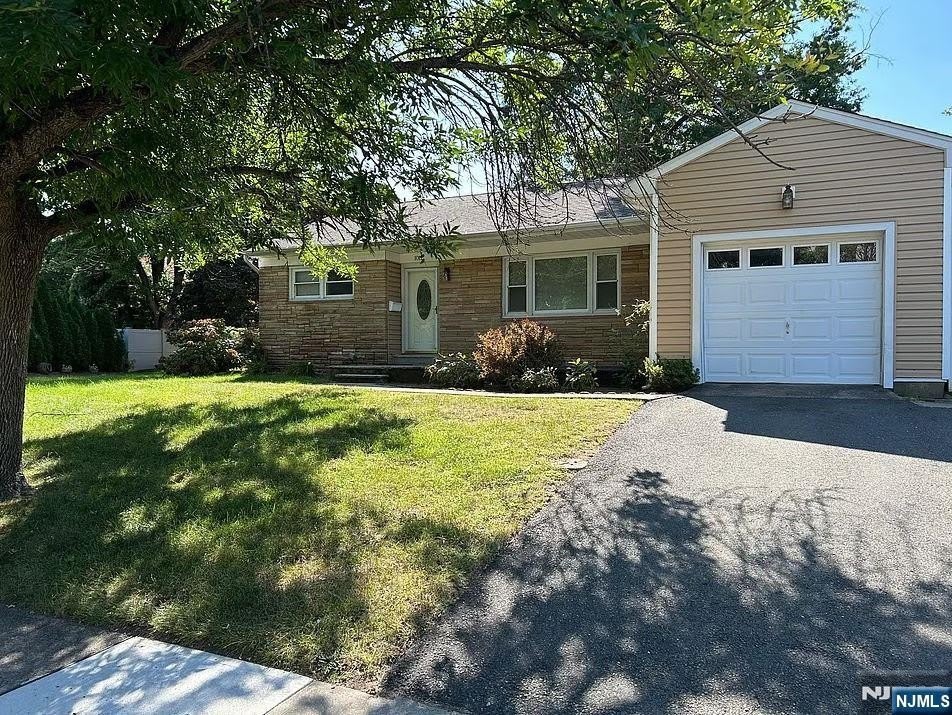 10-11 Alexander Avenue