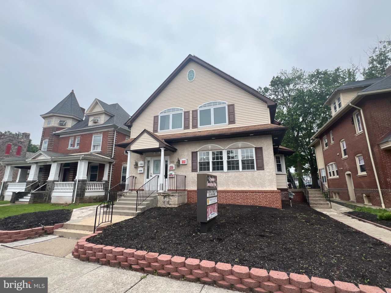 335 N BROAD Street unit: 100-A