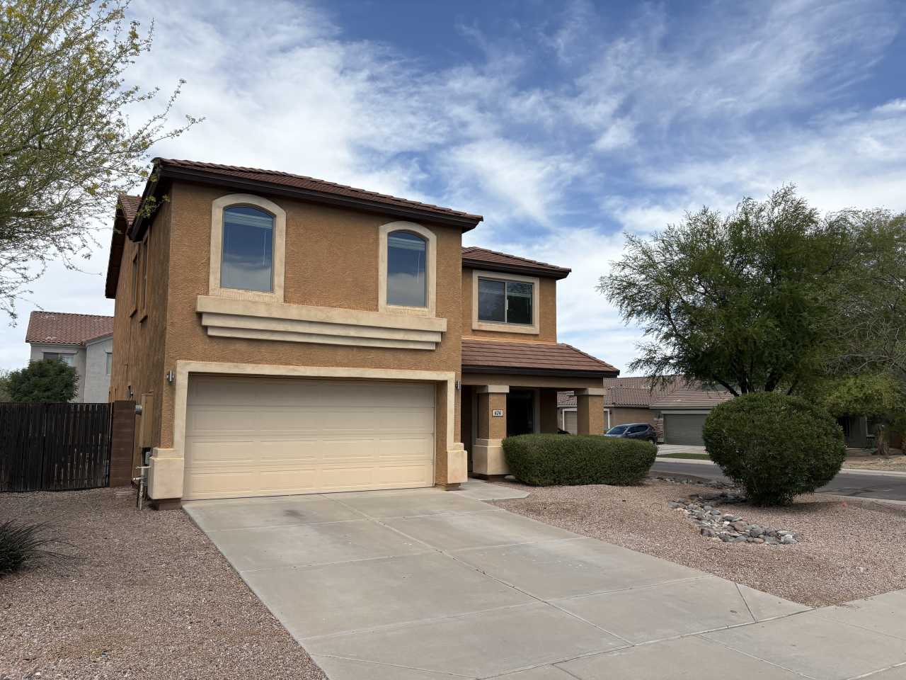 624 W Mesquite Tree LN