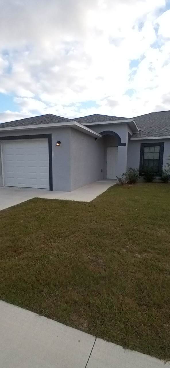 Available now: Newer Construction 3BD / 2BR Duplex with 1 car garage