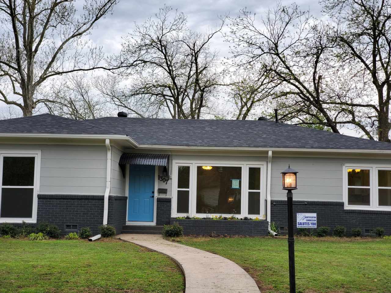 1307 Aldridge-House-Commerce-"October Move-In Special for Qualified Renters - No October Rent, Deposit Only"