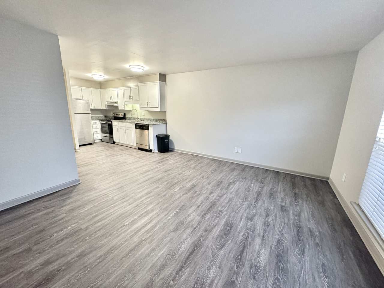 2620-H Niazuma Avenue South