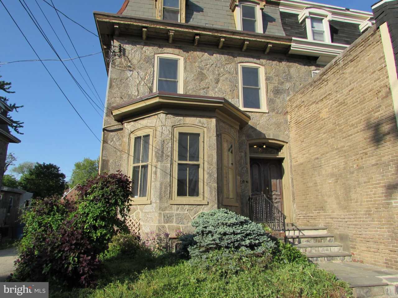 5903 GREENE Street unit: #2 Second Floor