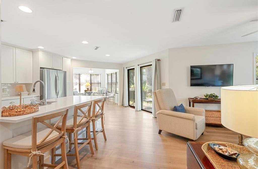 307 Harbour Oaks Drive