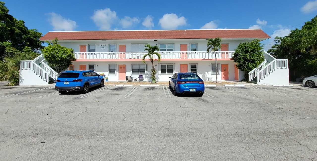 Spacious Unit in a Quiet Boynton Beach Community