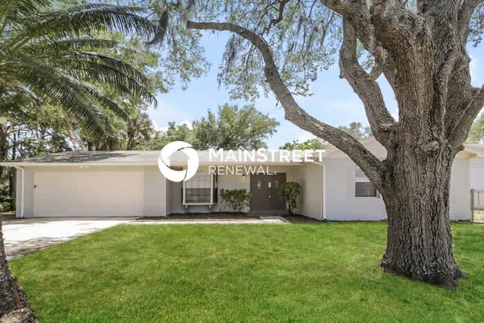 1035 Country Club Boulevard