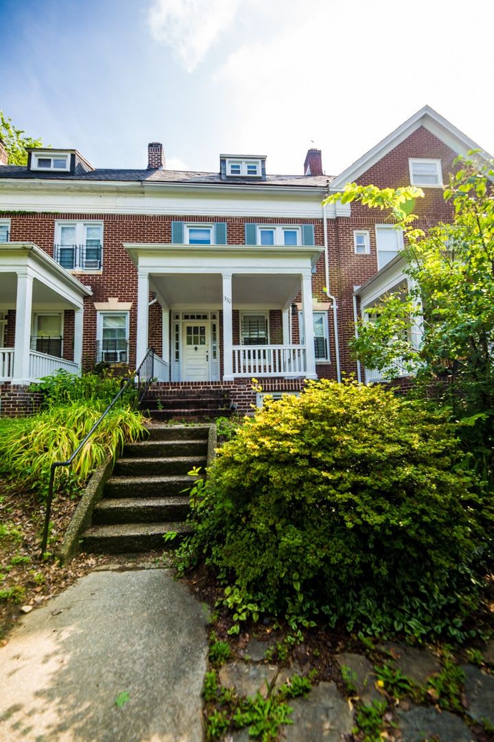 2026/2027 JHU Off-Campus 5bd/2ba Rowhome w/ W/D!! Available 6/7/26