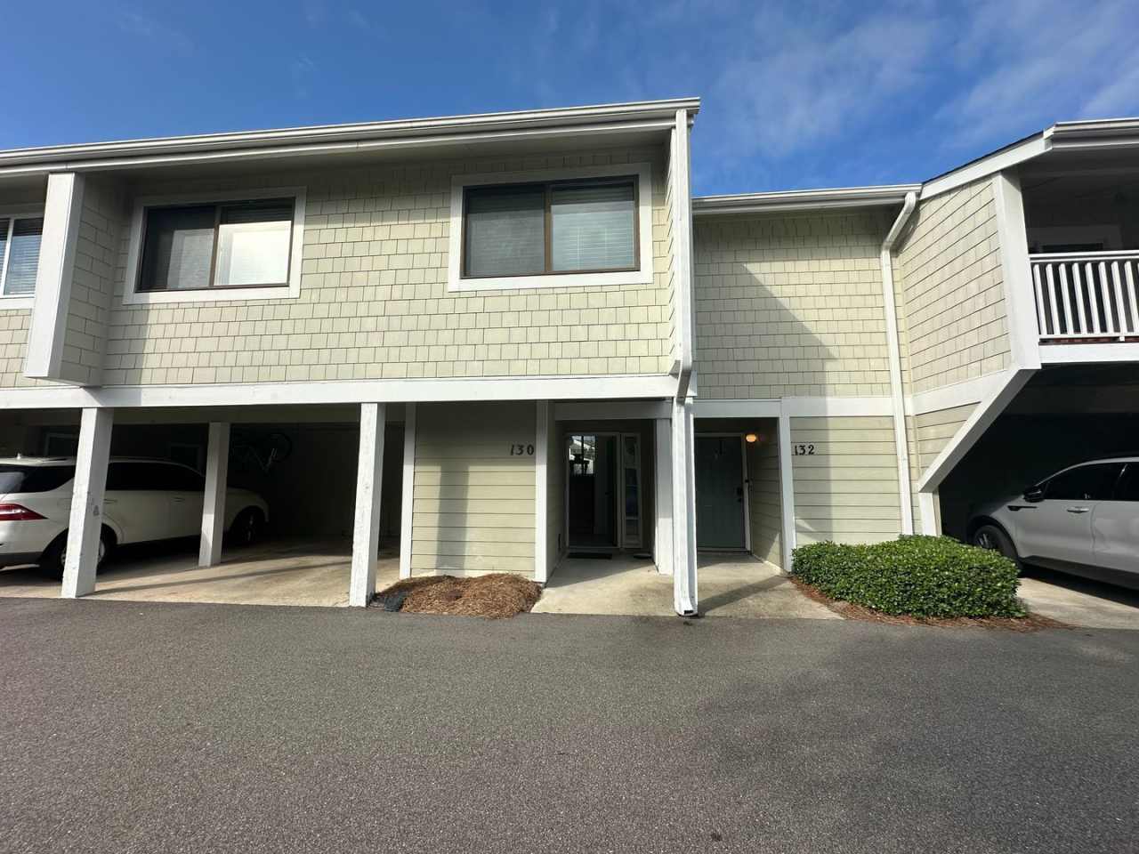 Furnished 3Bd/2Ba Channel Walk Townhome in Wrightsville Beach-NOT A 12 MONTH LEASE. NO STUDENTS. NO PETS.