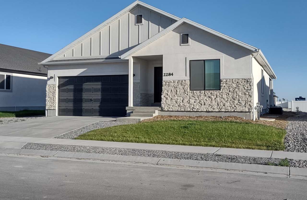 2284 East Weeping Willow Way