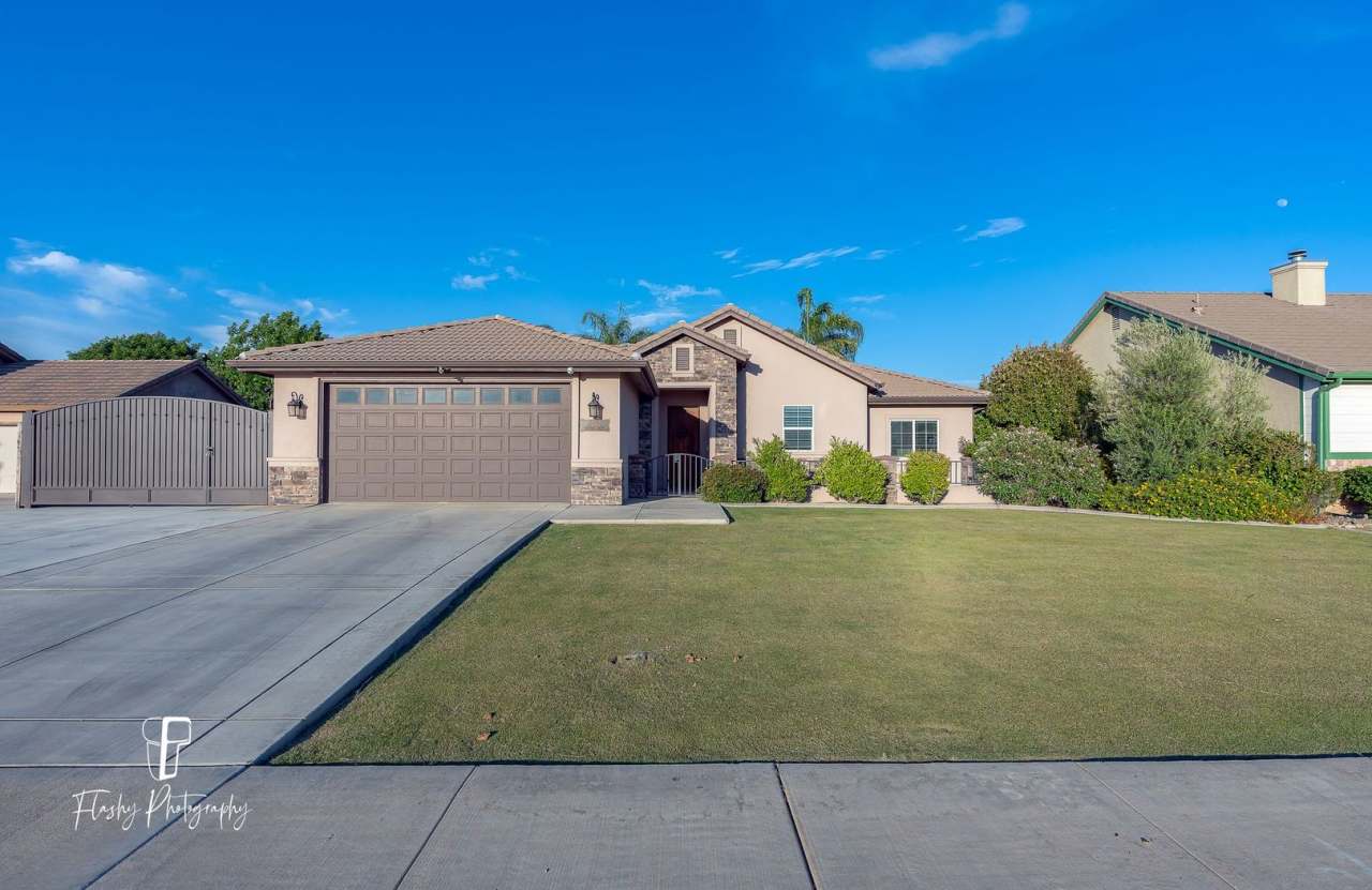 East Side with VIEWS!