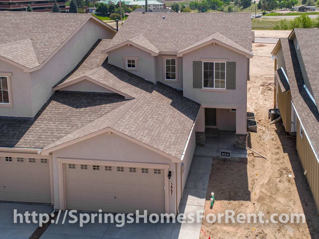 Rockrimmon Townhouse with Two Car Garage