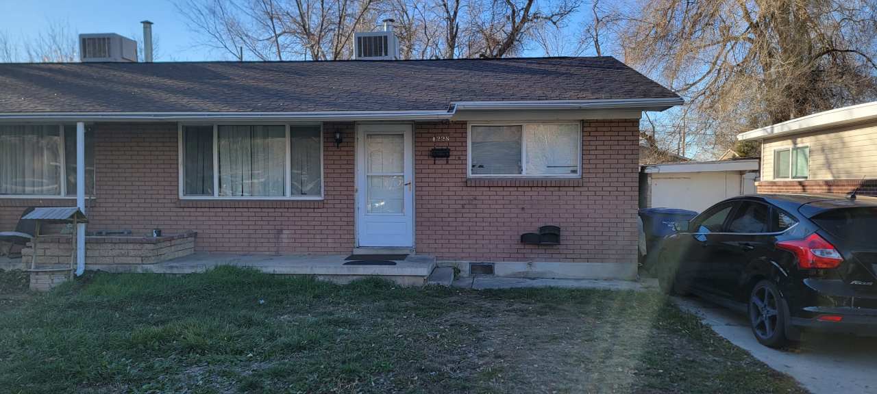 4228 South 1350 East