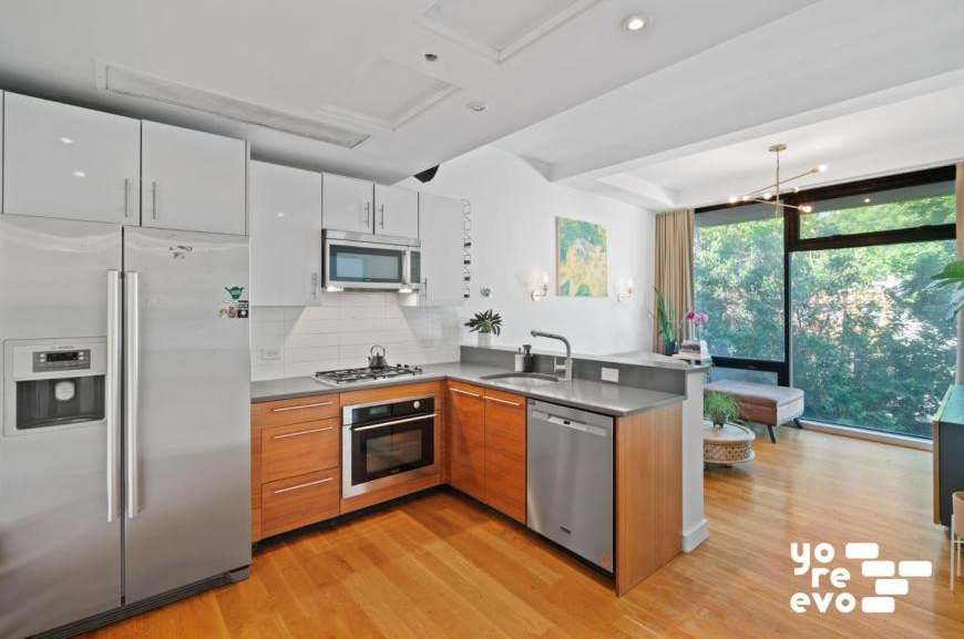 269 Kingsland Avenue