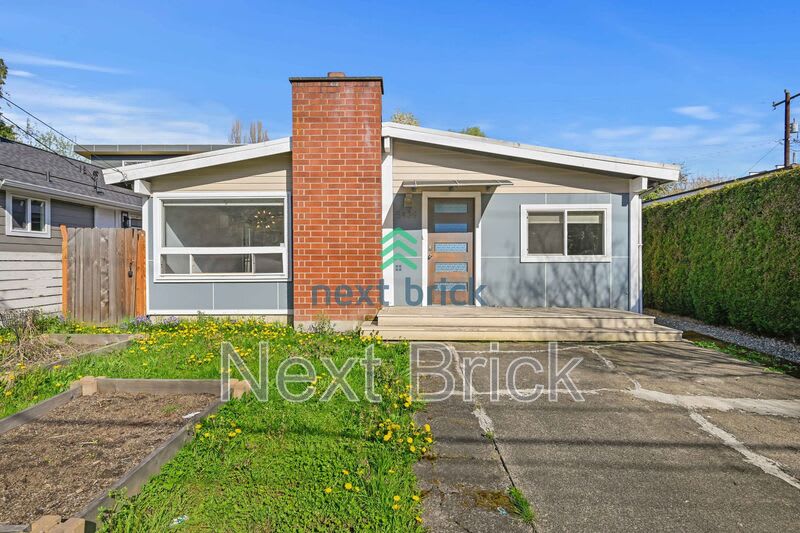 5438 26th Ave SW