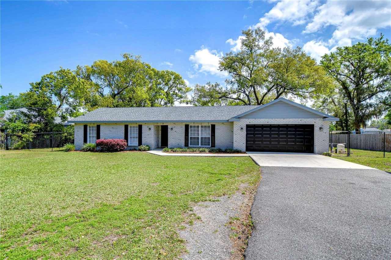 401 S MILLER ROAD