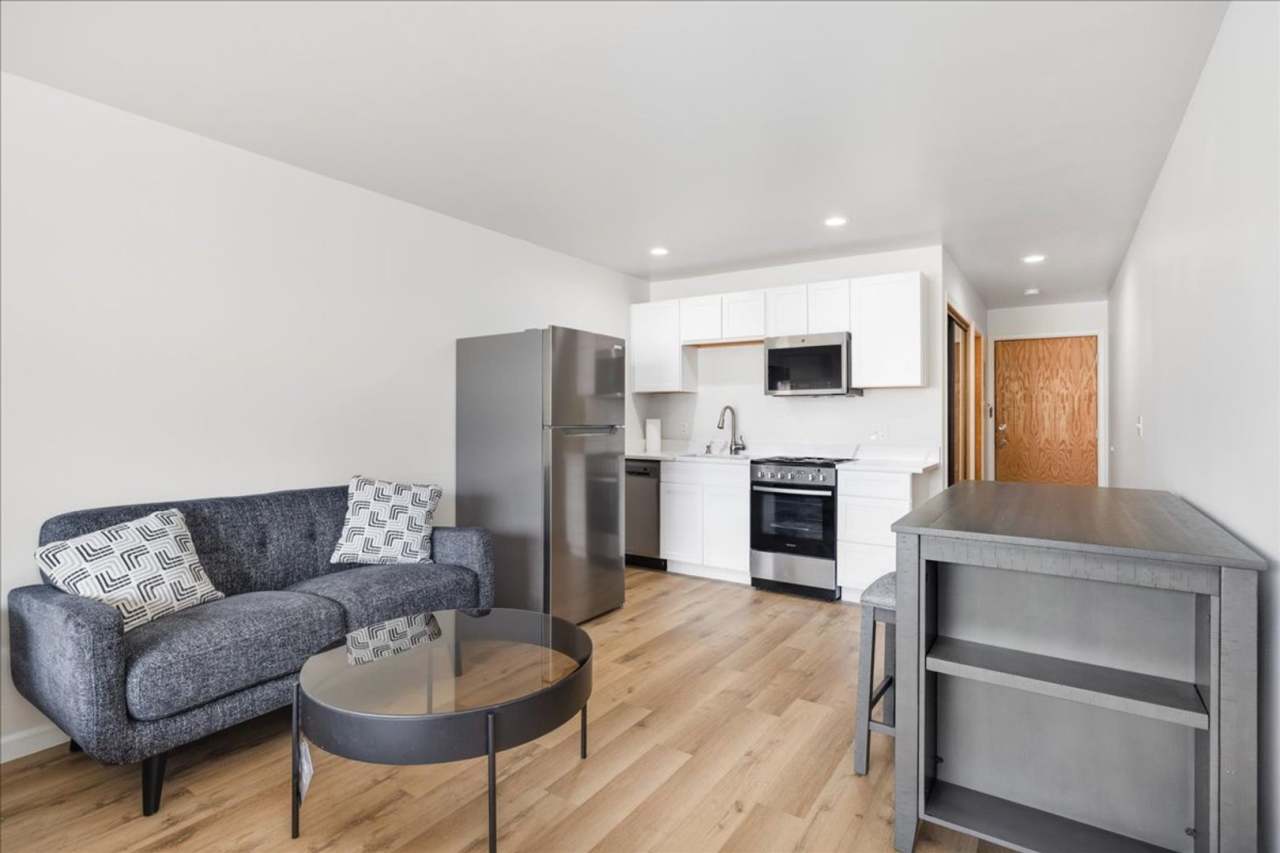 Winter Seasonal Rental- Cedar Lodge 218