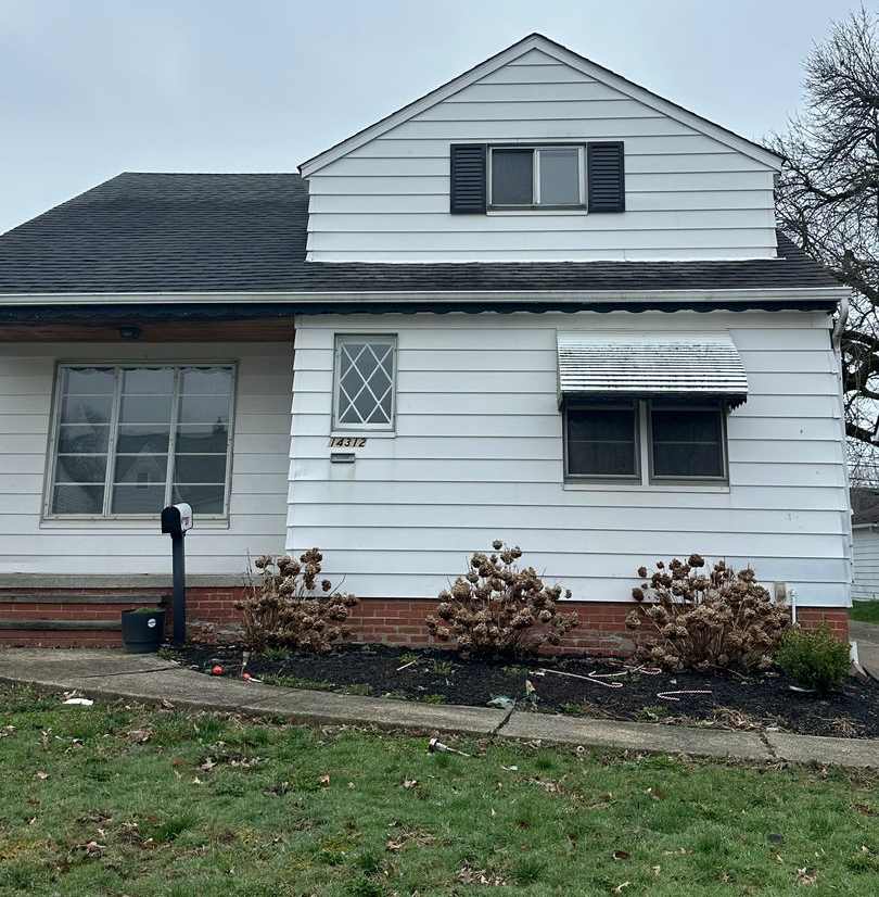 4bd Single Maple Section 8