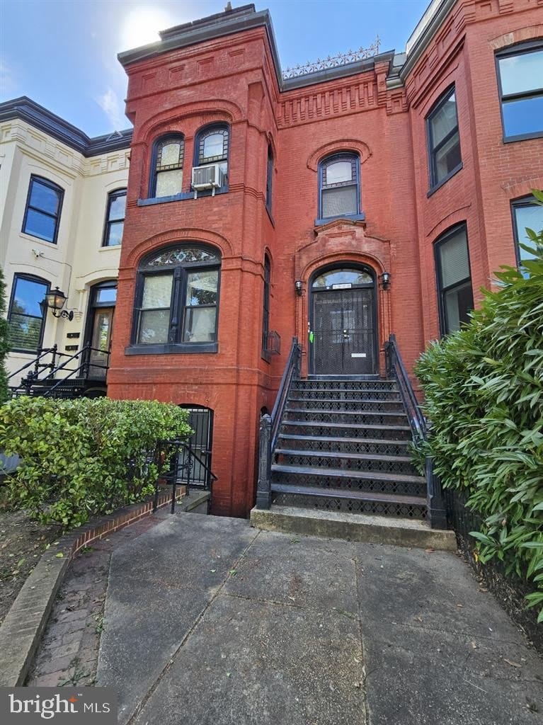 1920 11TH Street NW unit: Apt 1