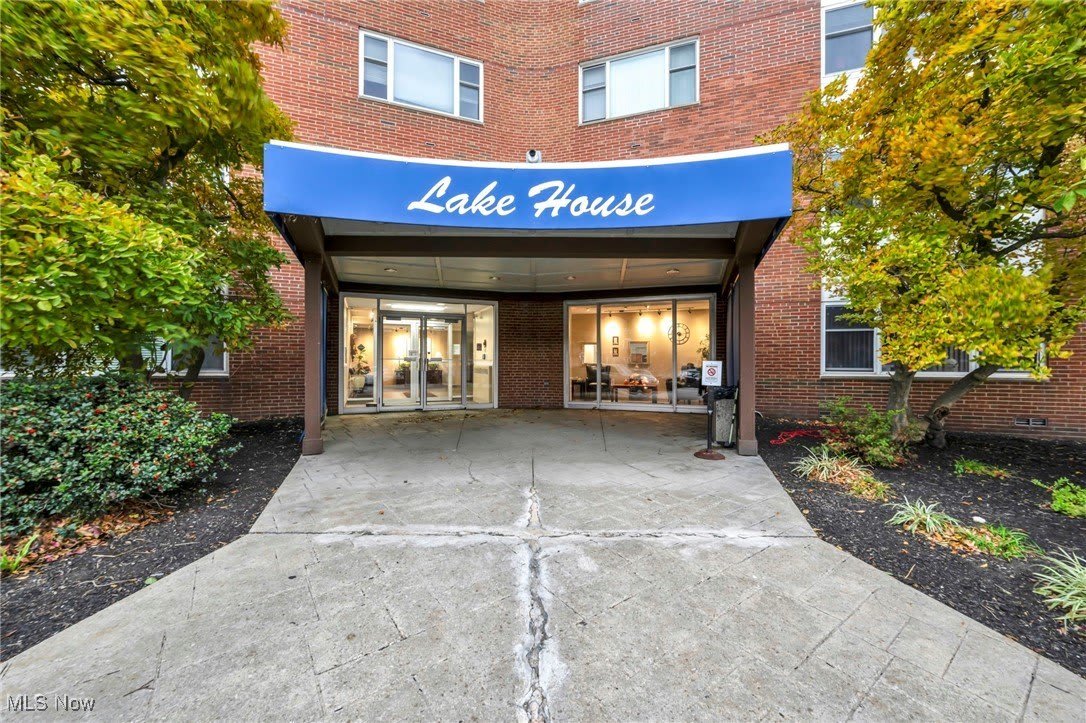 11850 Edgewater Drive unit: 808