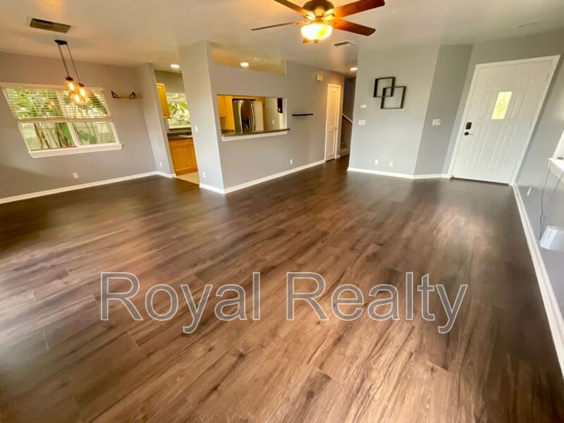 87-2223 Pakeke Street