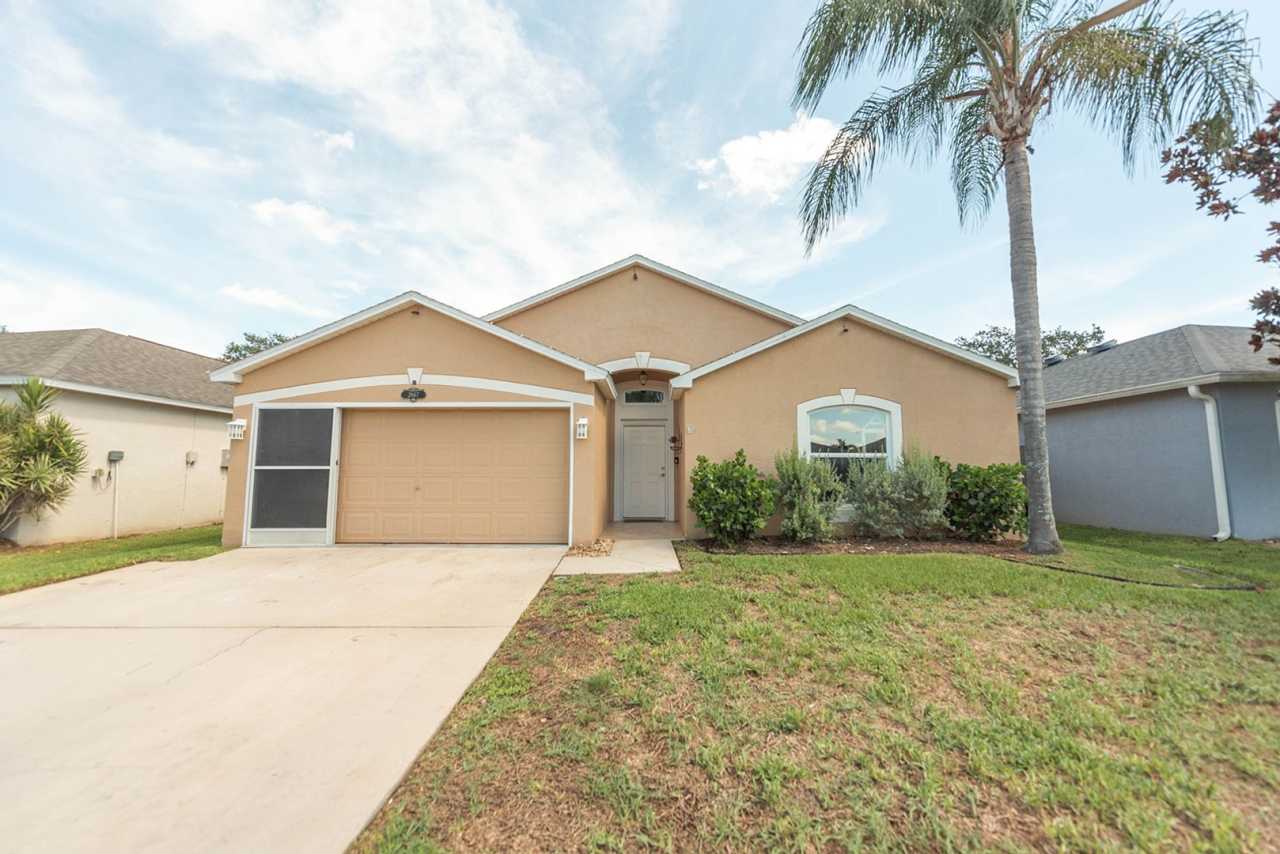 Bayhill Stunner ready for New Tenant!