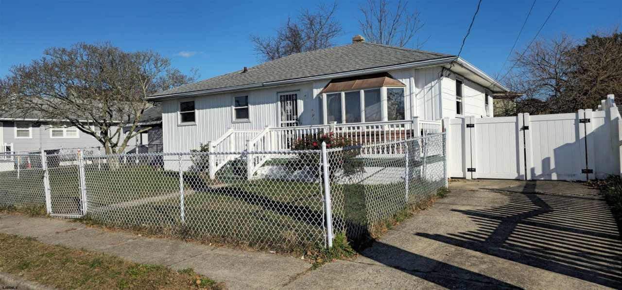 2018 Horace Bryant Dr