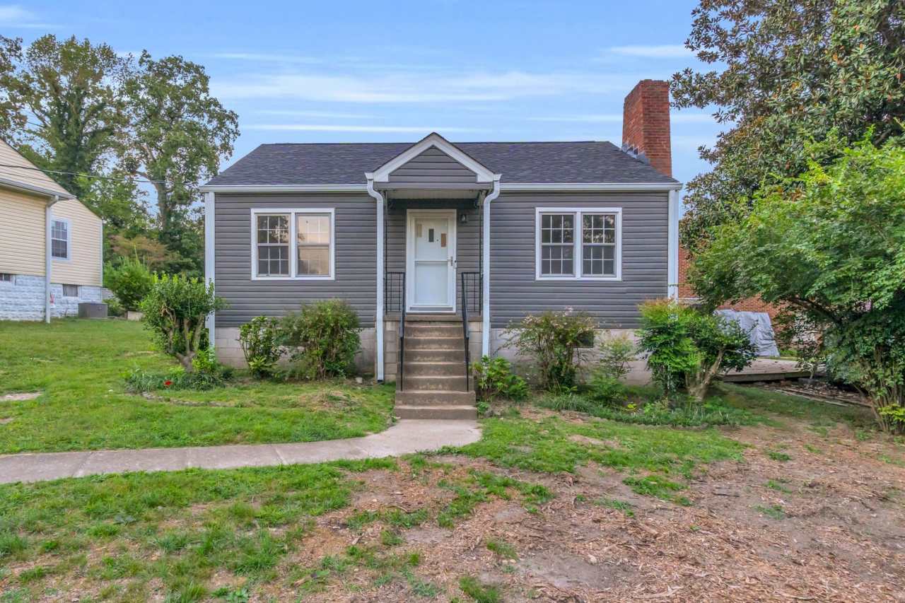 3 bedroom East Ridge Home!