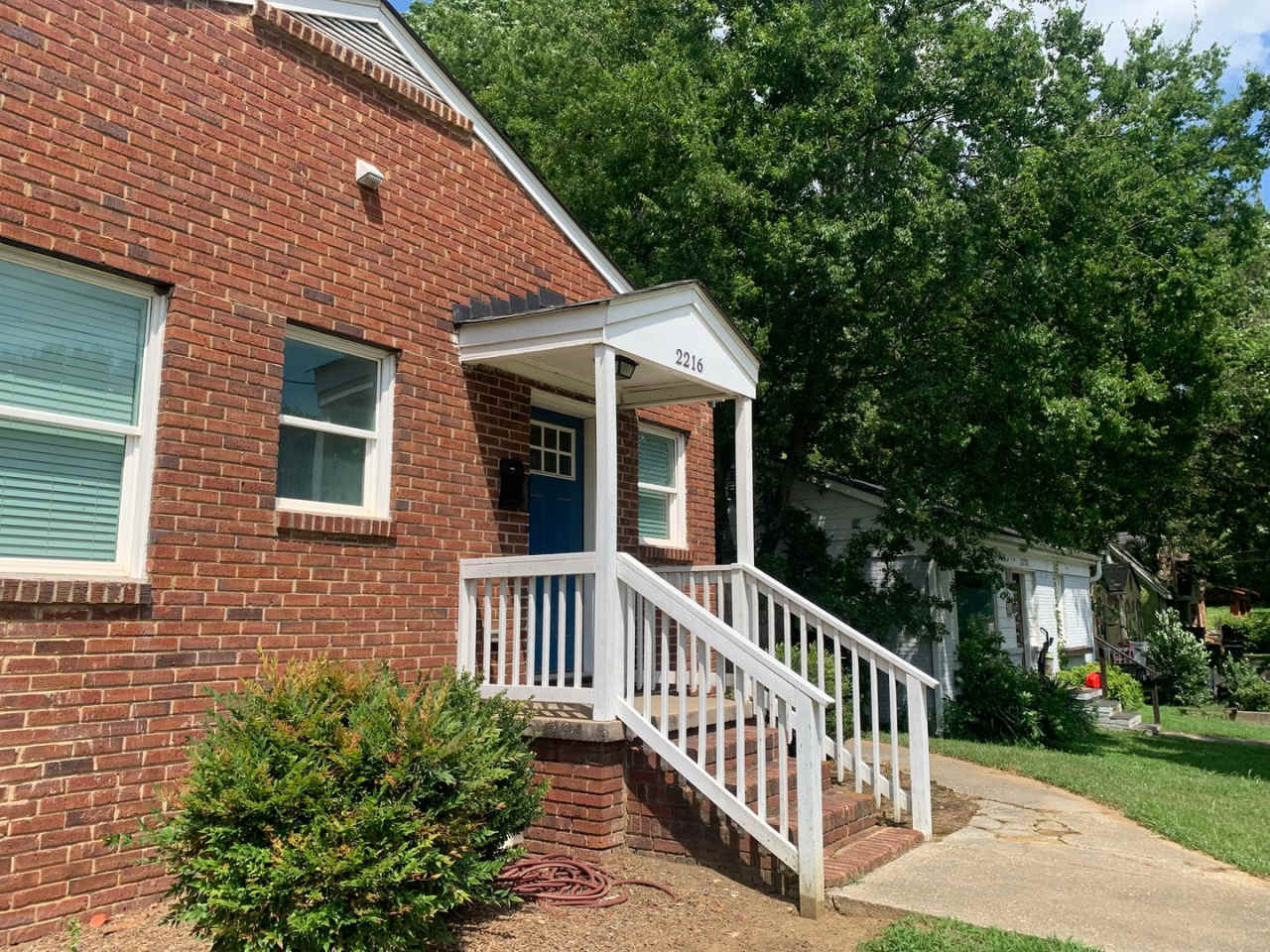 Cozy 2 Bedroom, 1 Bathroom Duplex – Comfortable Living with Modern Touches!