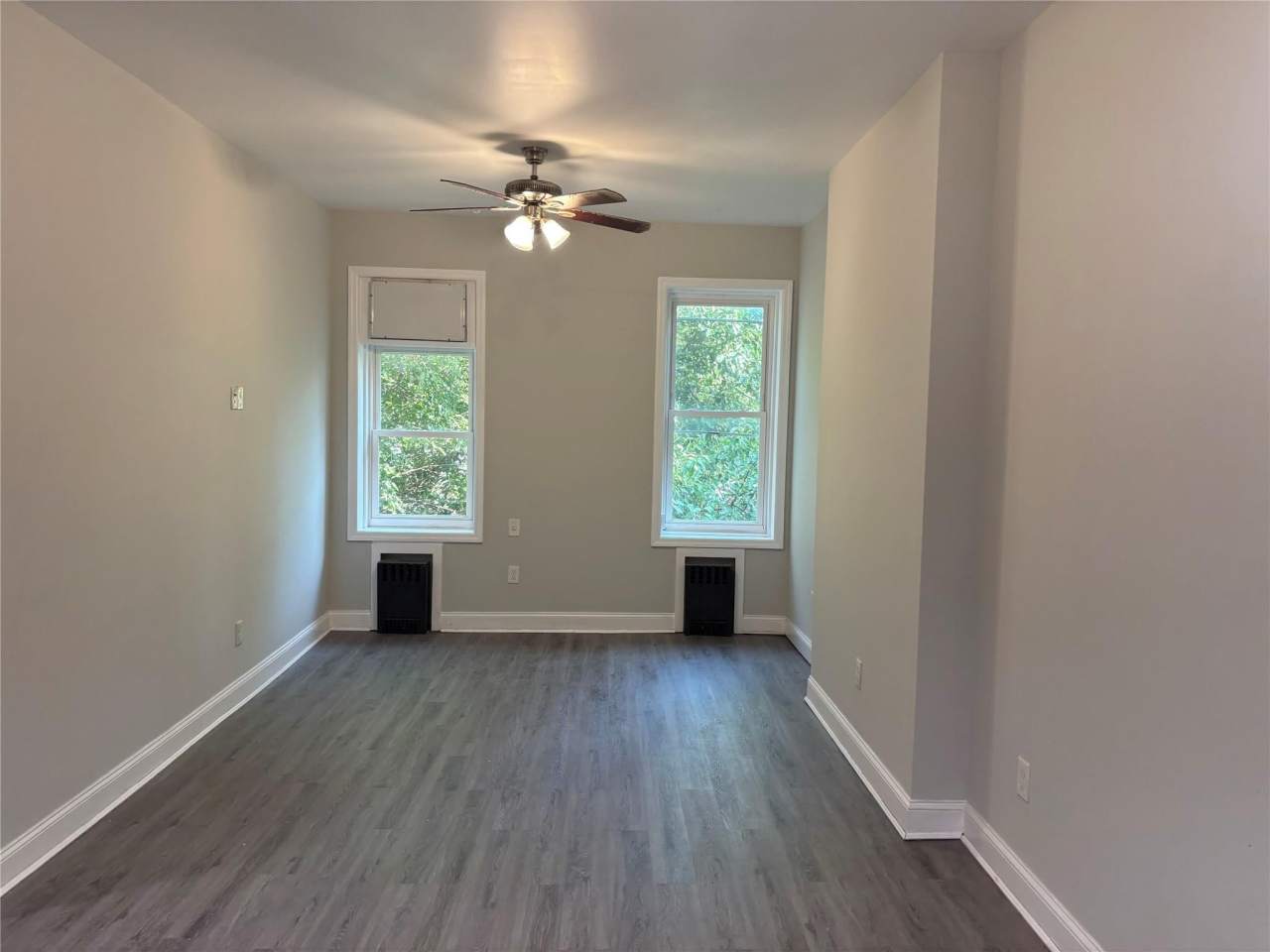 193-14 Jamaica Avenue