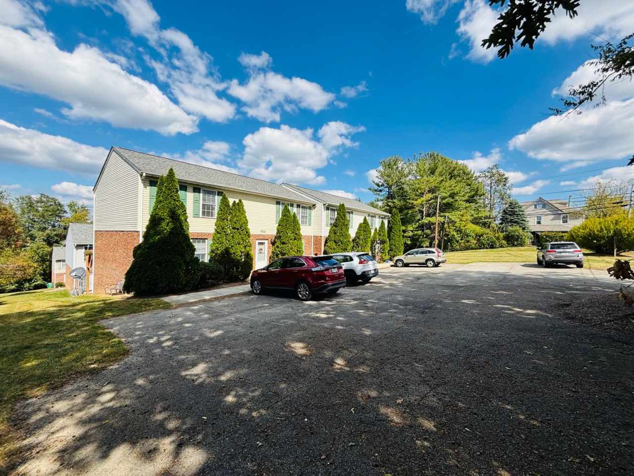 2 Bedroom, 1.5 Bath Townhouse