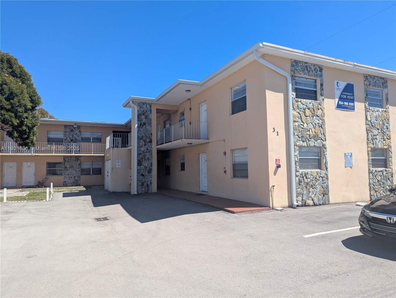 31 SE 2nd Ave