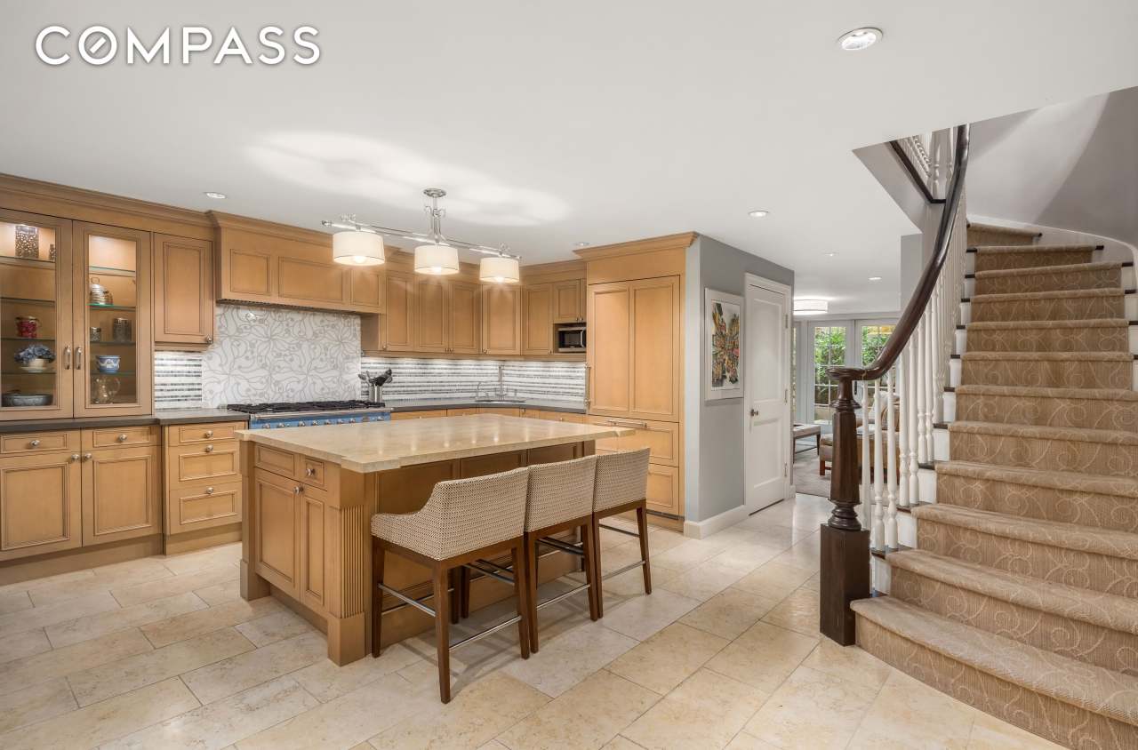 223 East 49th Street