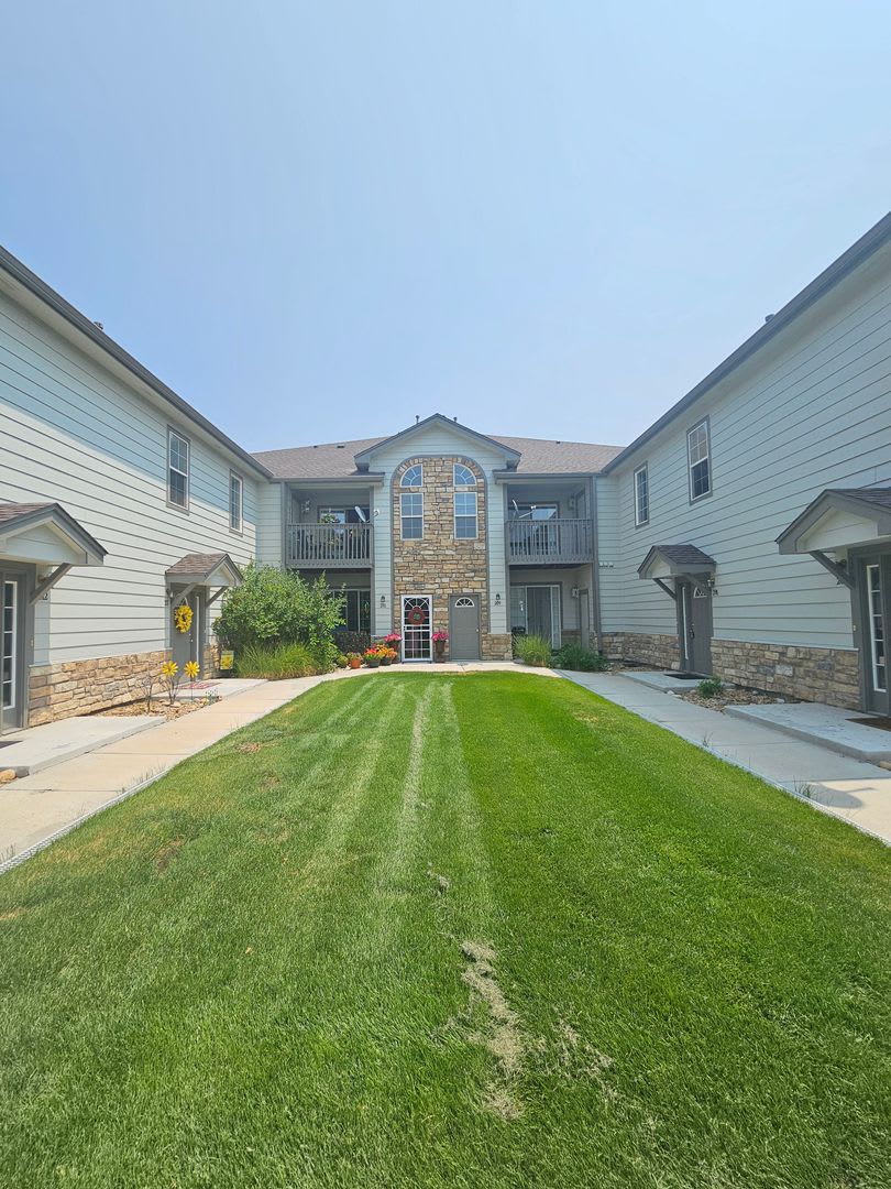 Spacious Second Floor Condo