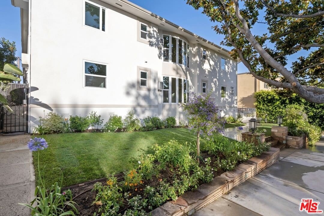 1248 N Crescent Heights Blvd unit: 1