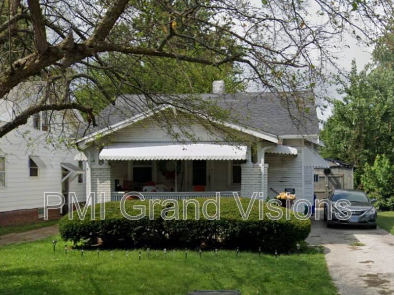 1420 East Division Street