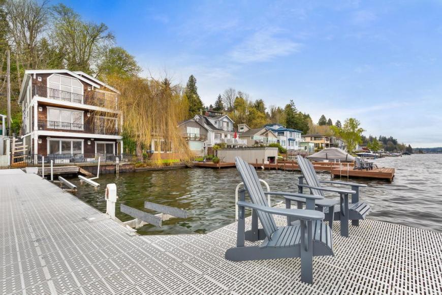 11744 Riviera Pl. NE