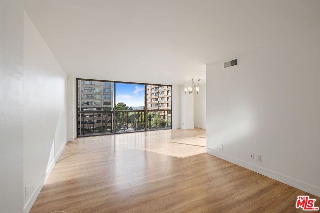 10747 Wilshire Blvd unit: 701
