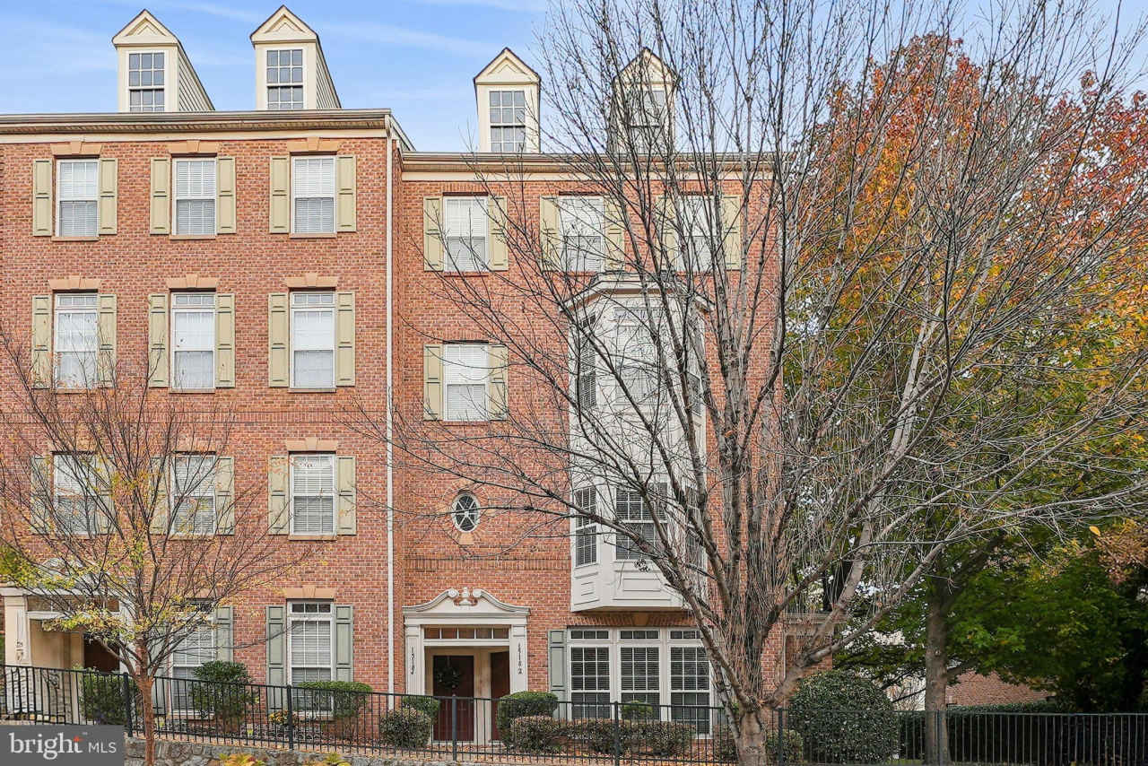 15182 LANCASHIRE Drive