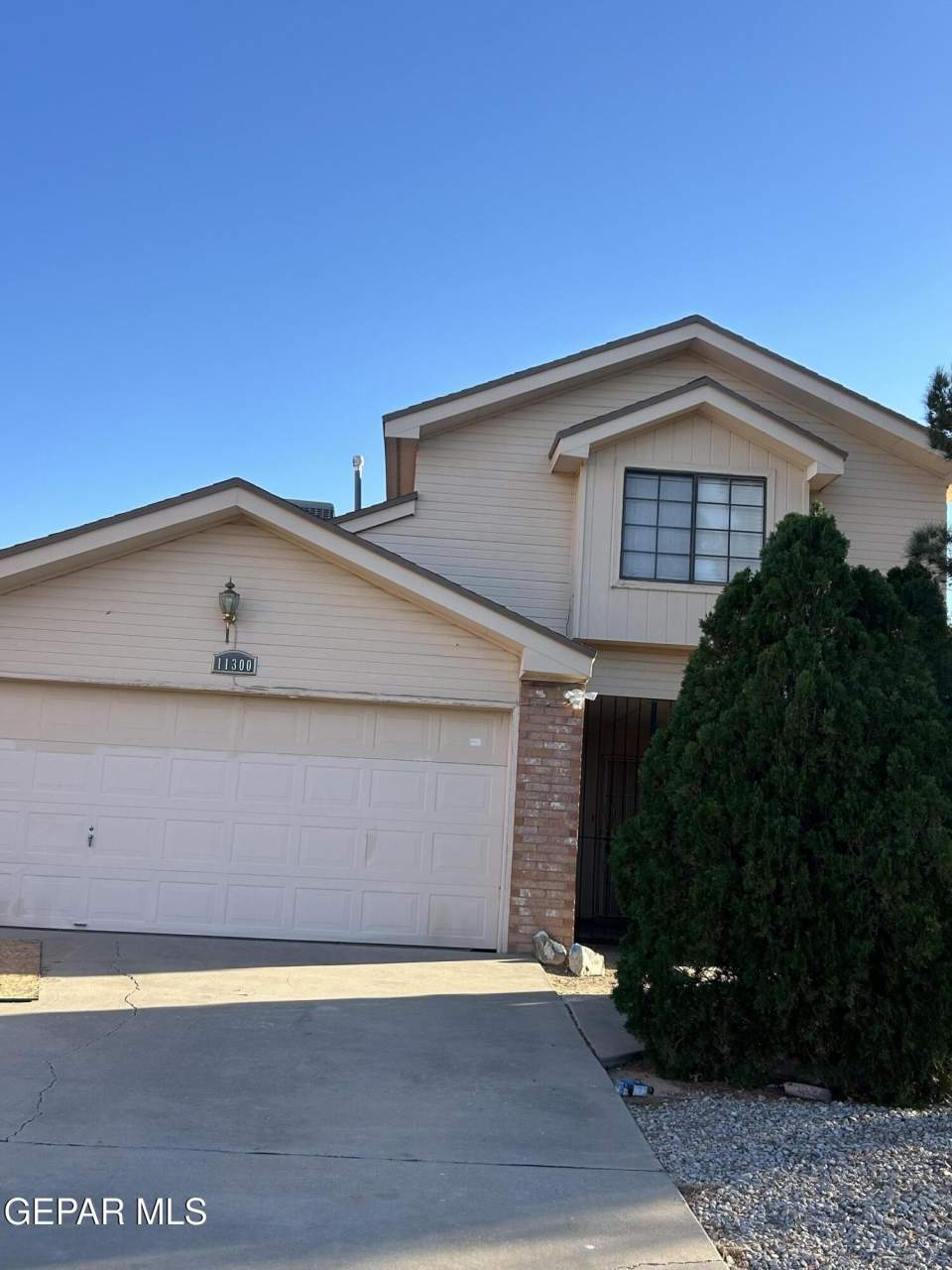 11300 LAKE NASSER Drive