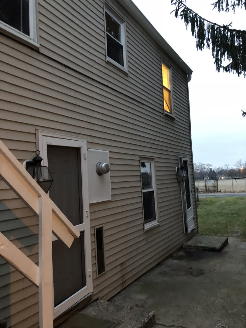 Two bedroom downtown Carlisle