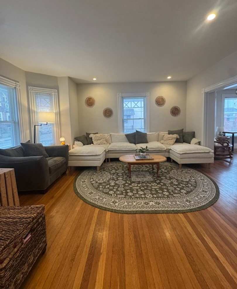 5-bed/2-bath ** SFH in Boston Landing Allston-Brighton