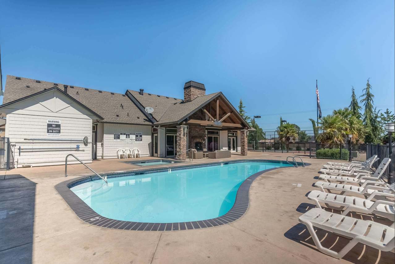 Stoneplace Apartment Homes