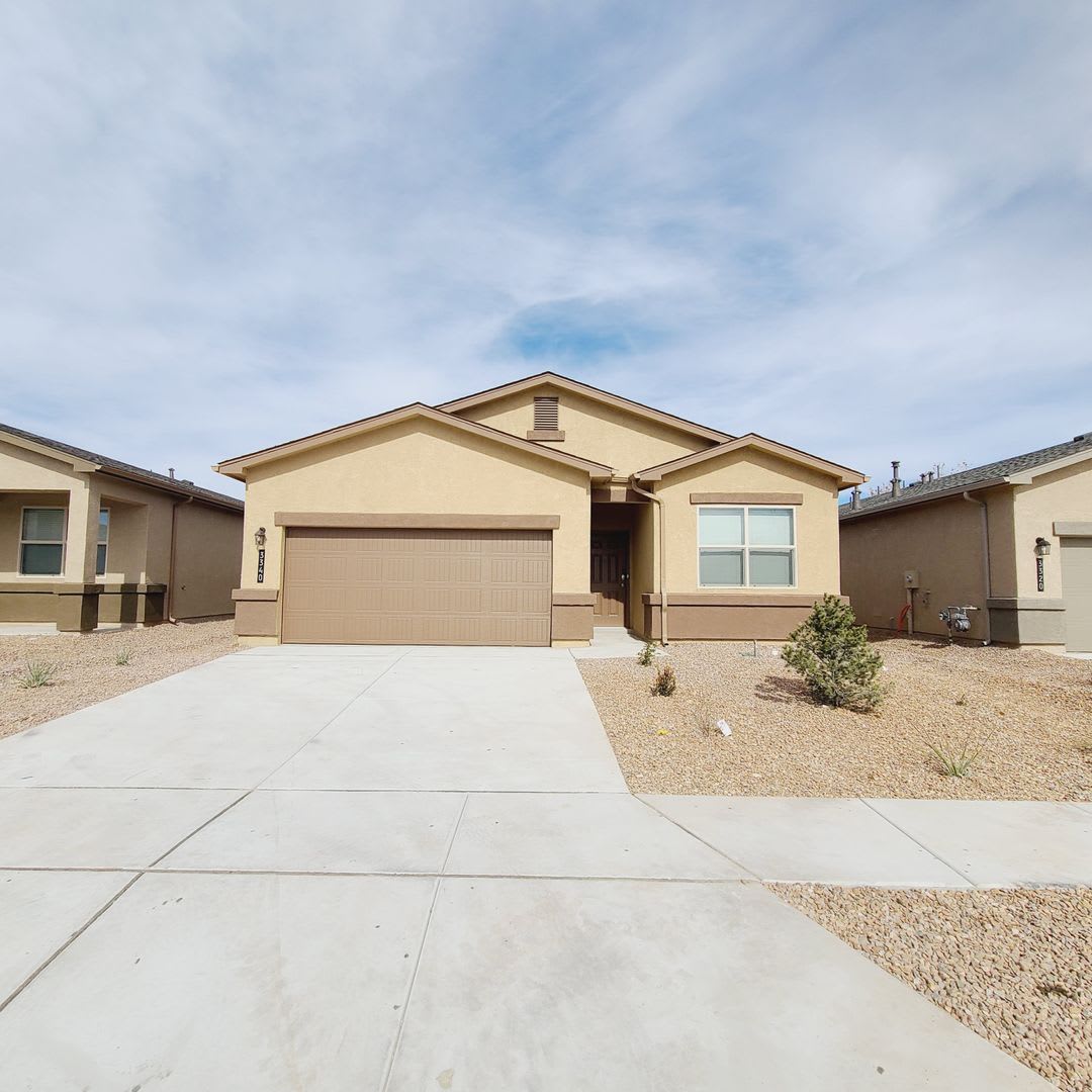 MOVE IN SPECIAL! 1/2 off 2nd months rent! 4 bed 2 bath home in Huning Ranch! Newly Built