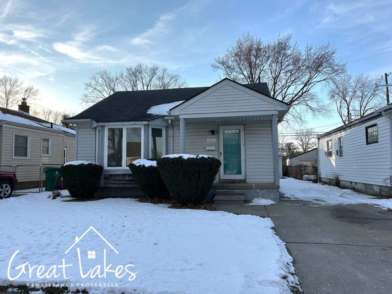 Lovely 3 Bedroom 1 Bathroom now available for rent