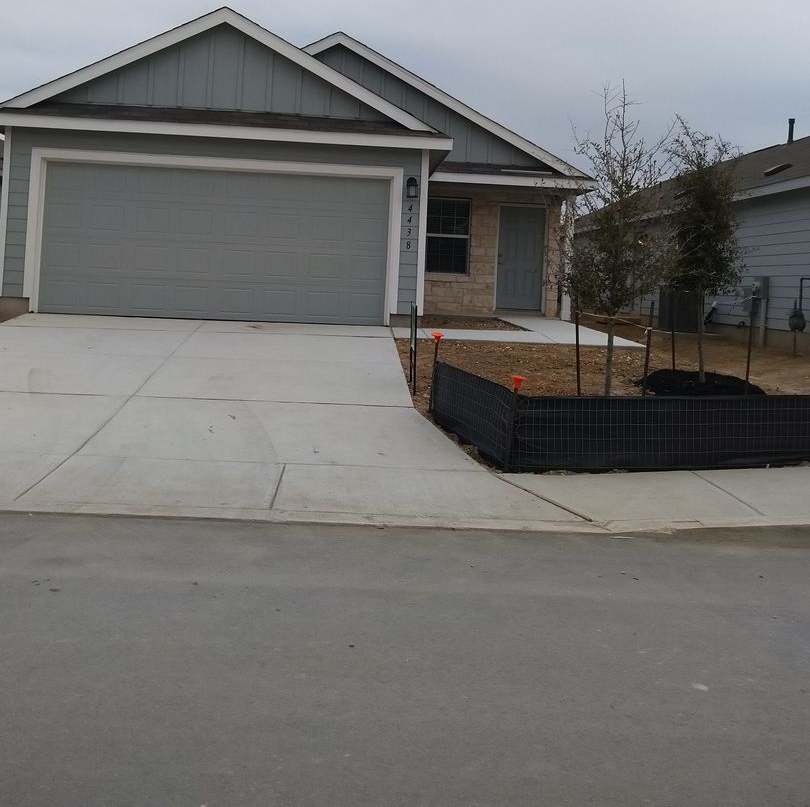 Large 4BR/2BA Home in Southeast San Antonio